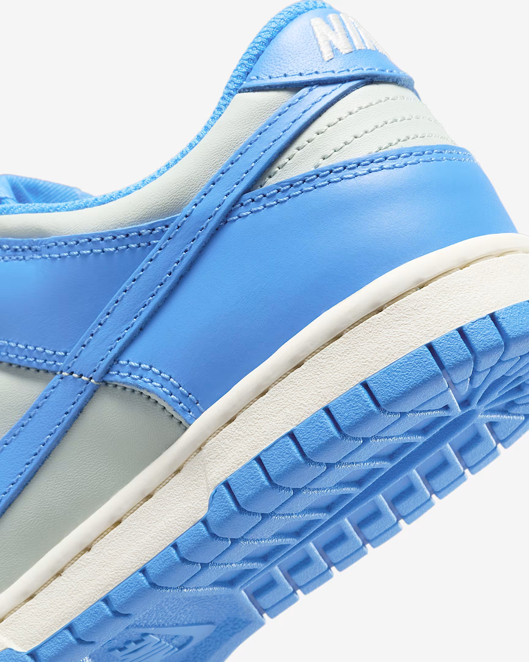 Nike - Dunk Low