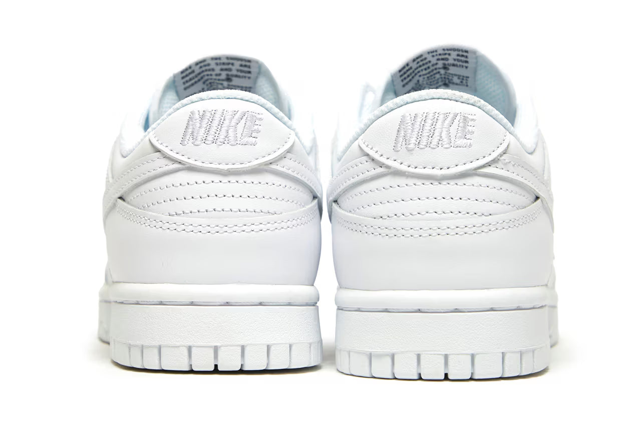 Nike - Dunk Low Triple White