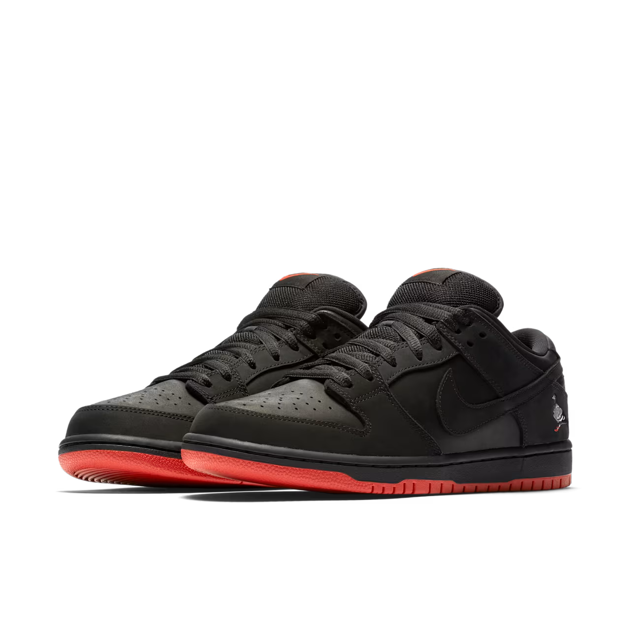 Nike - SB Dunk Low Black Pigeon